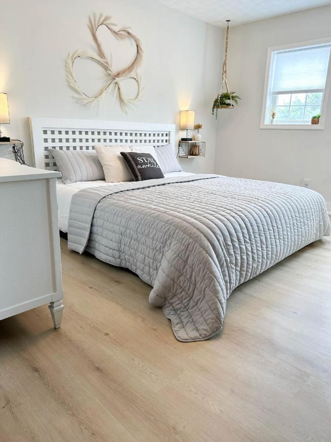 Dreamy Boho Remodeled Cottage With Mountain Views Sparta Экстерьер фото